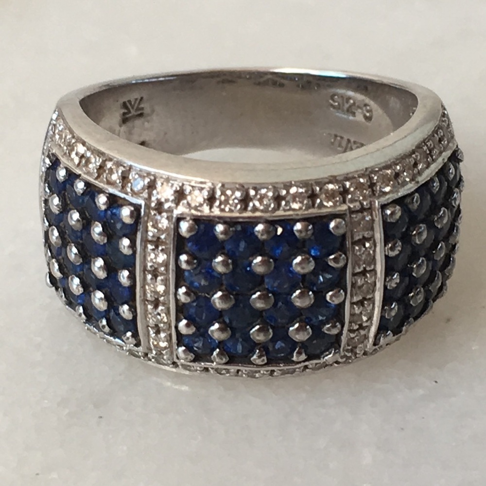 ✨SALE✨Le Vian Sapphire Diamond Ring approx size 7